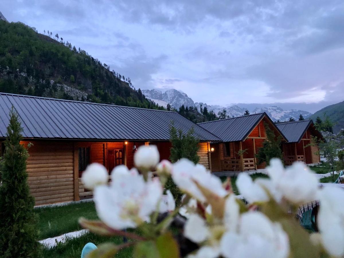 Villas-Freskia Valbona ภายนอก รูปภาพ