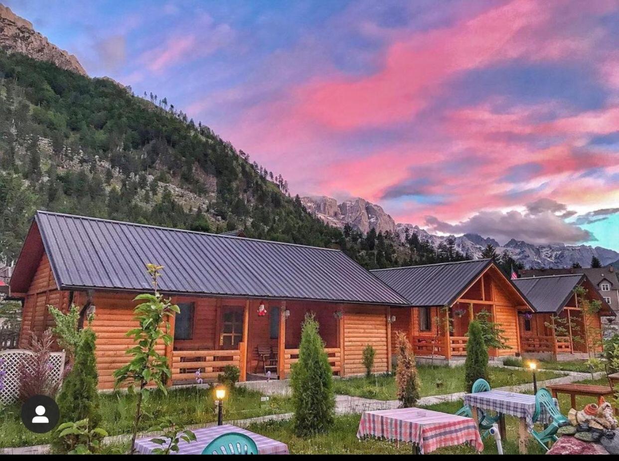 Villas-Freskia Valbona ภายนอก รูปภาพ
